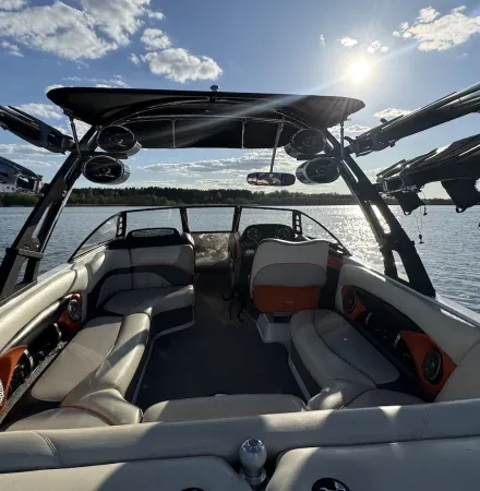 Warshau WAKEBOARDING