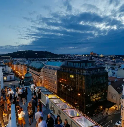 Prag Party auf der Dachterrasse Prag Party auf der Dachterrasse