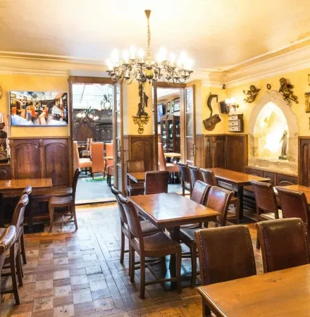 Prag Strip Dinner