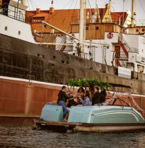 Danzig KLEINER PARTYSCHIFF Danzig KLEINER PARTYSCHIFF