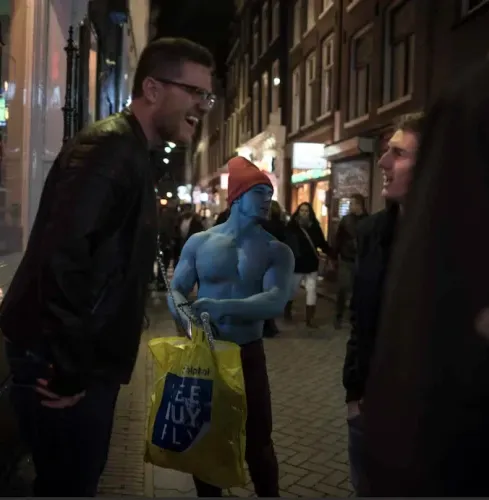 Amsterdam Schlumpf-Kneipentour für Kleinwüchsige Amsterdam Schlumpf-Kneipentour für Kleinwüchsige
